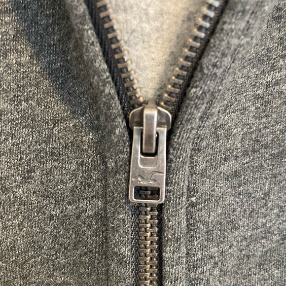 HOLLISTER | Grey zip up sweater - Picture 4 of 4